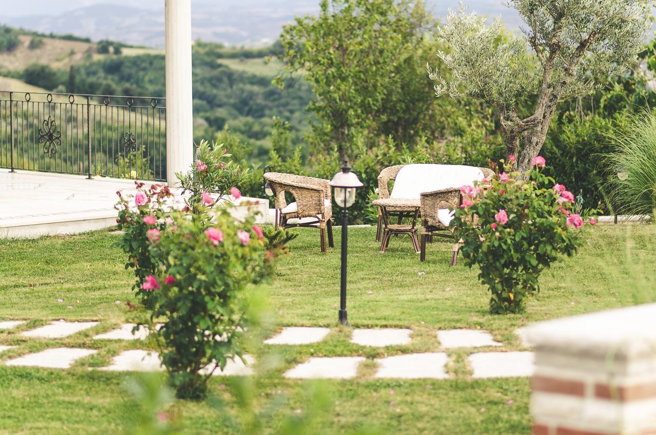 B&B da Mary Matrice Bagian luar foto